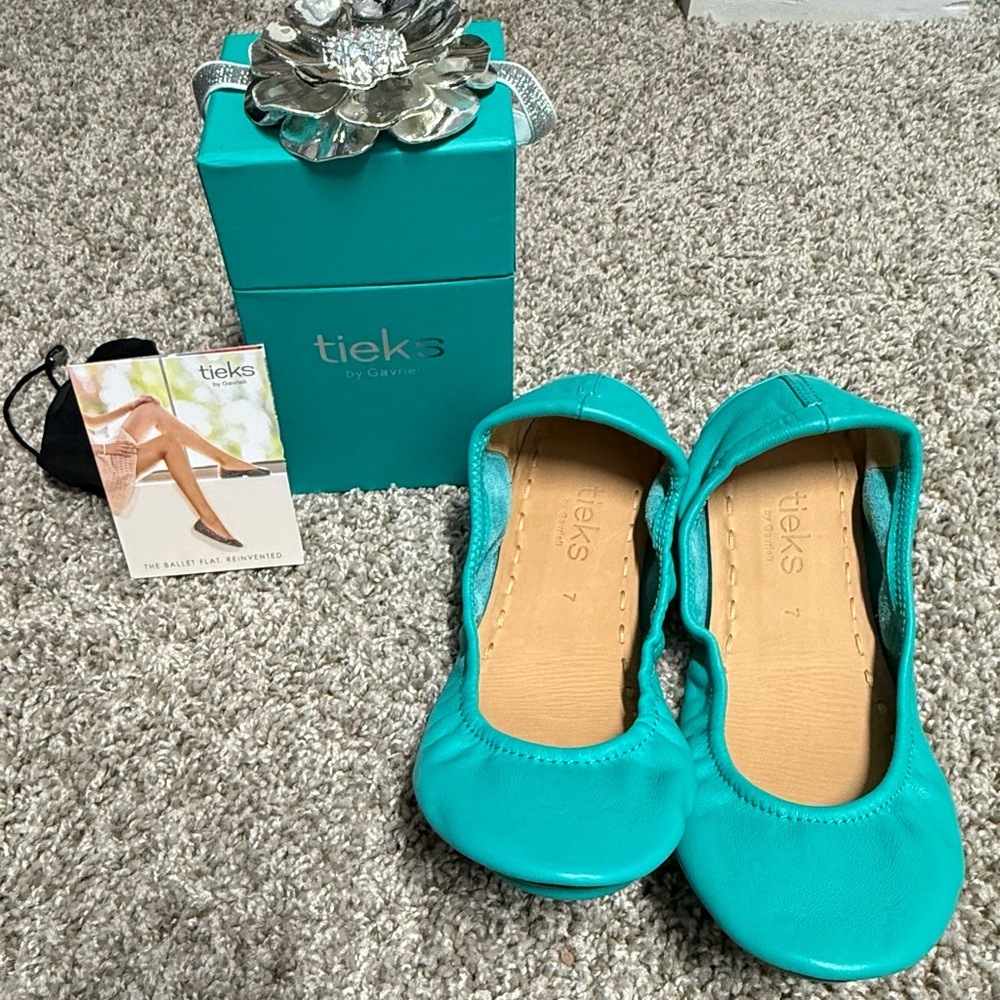 Tieks - Blue Classic - Brand New, Size 7